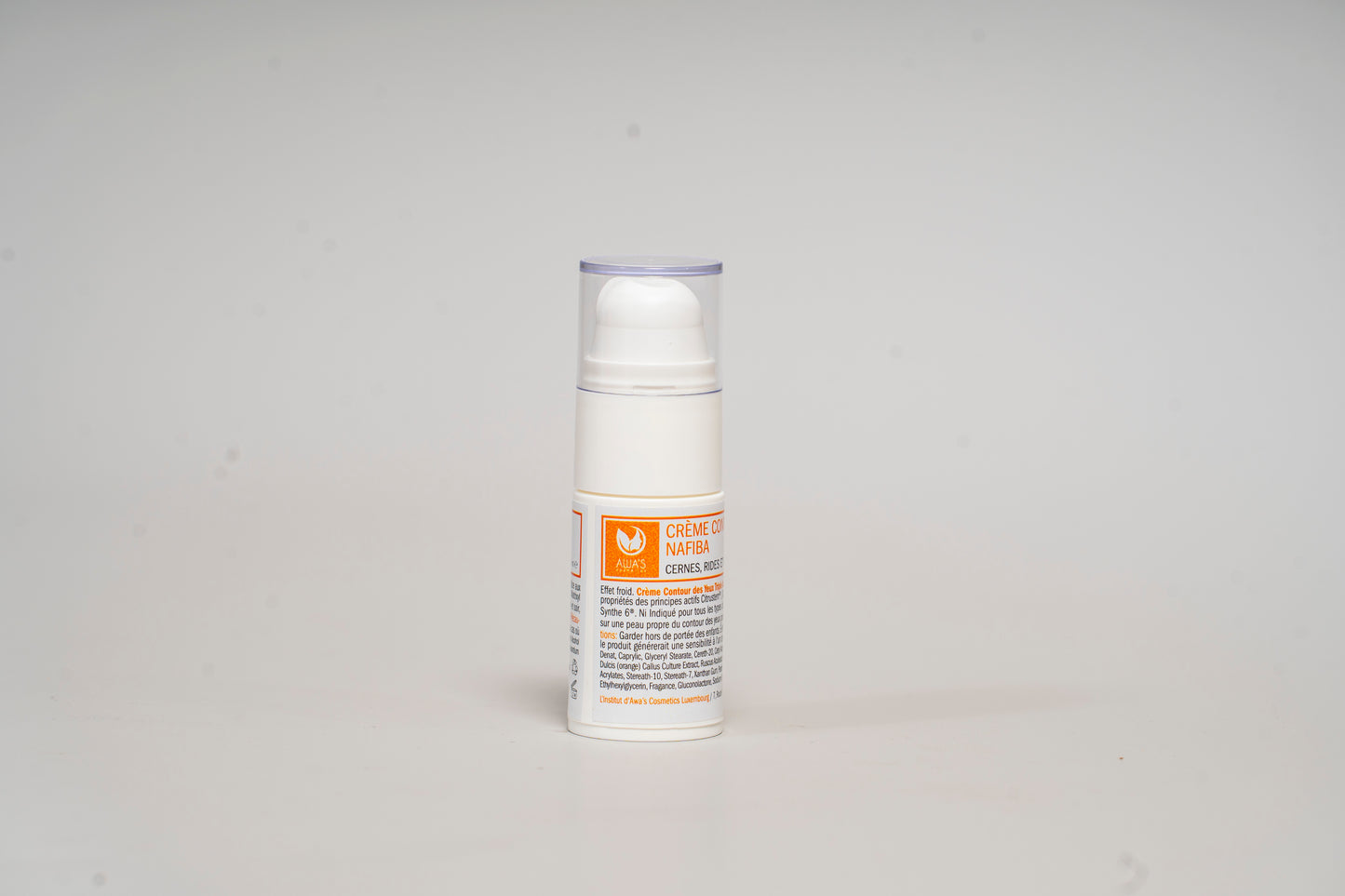 Contour des yeux